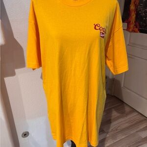 Coors Banquet Yellow Short Sleeve Tee never worn size XL.